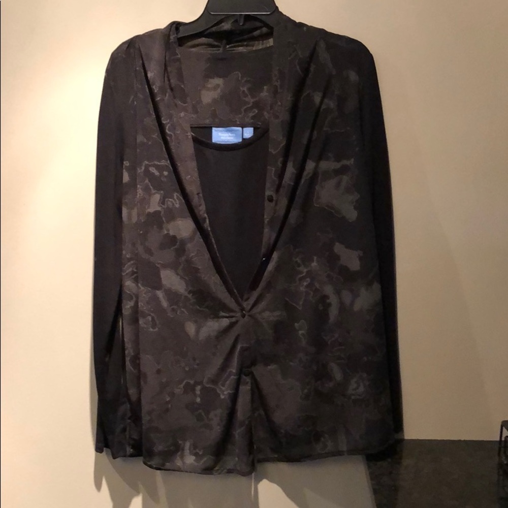 Vera Wang layered blouse